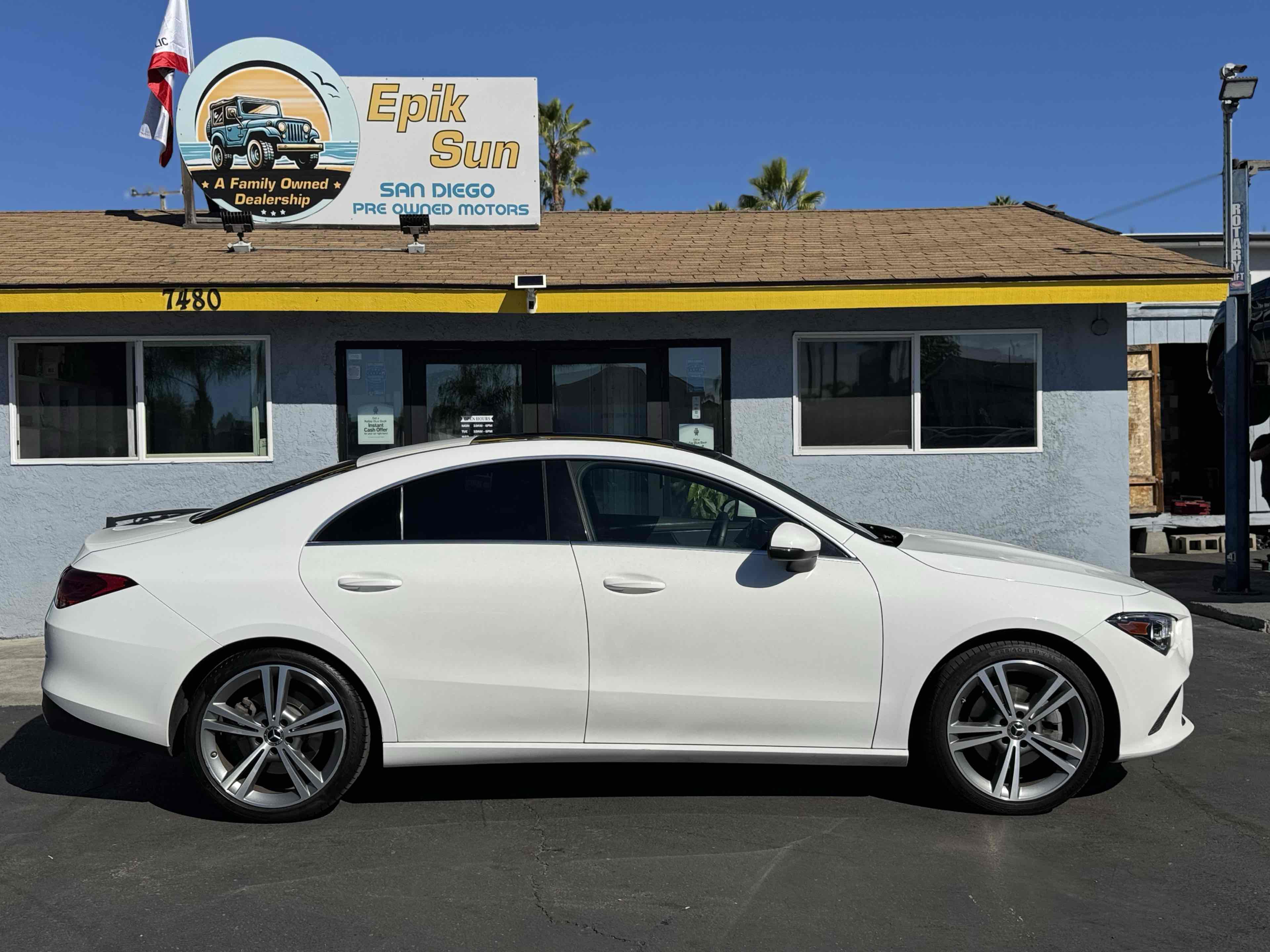 2020 Mercedes Benz CLA 250 photo 4