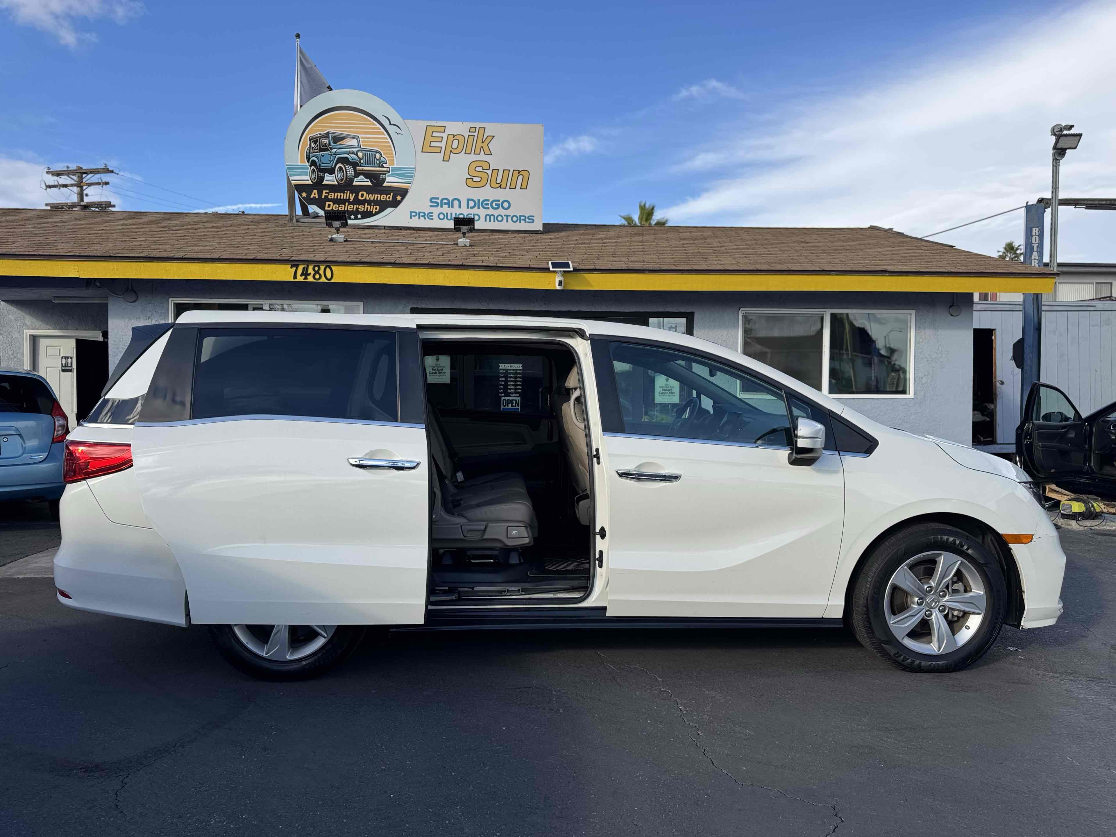 2019 Honda Odyssey EX-L photo 4