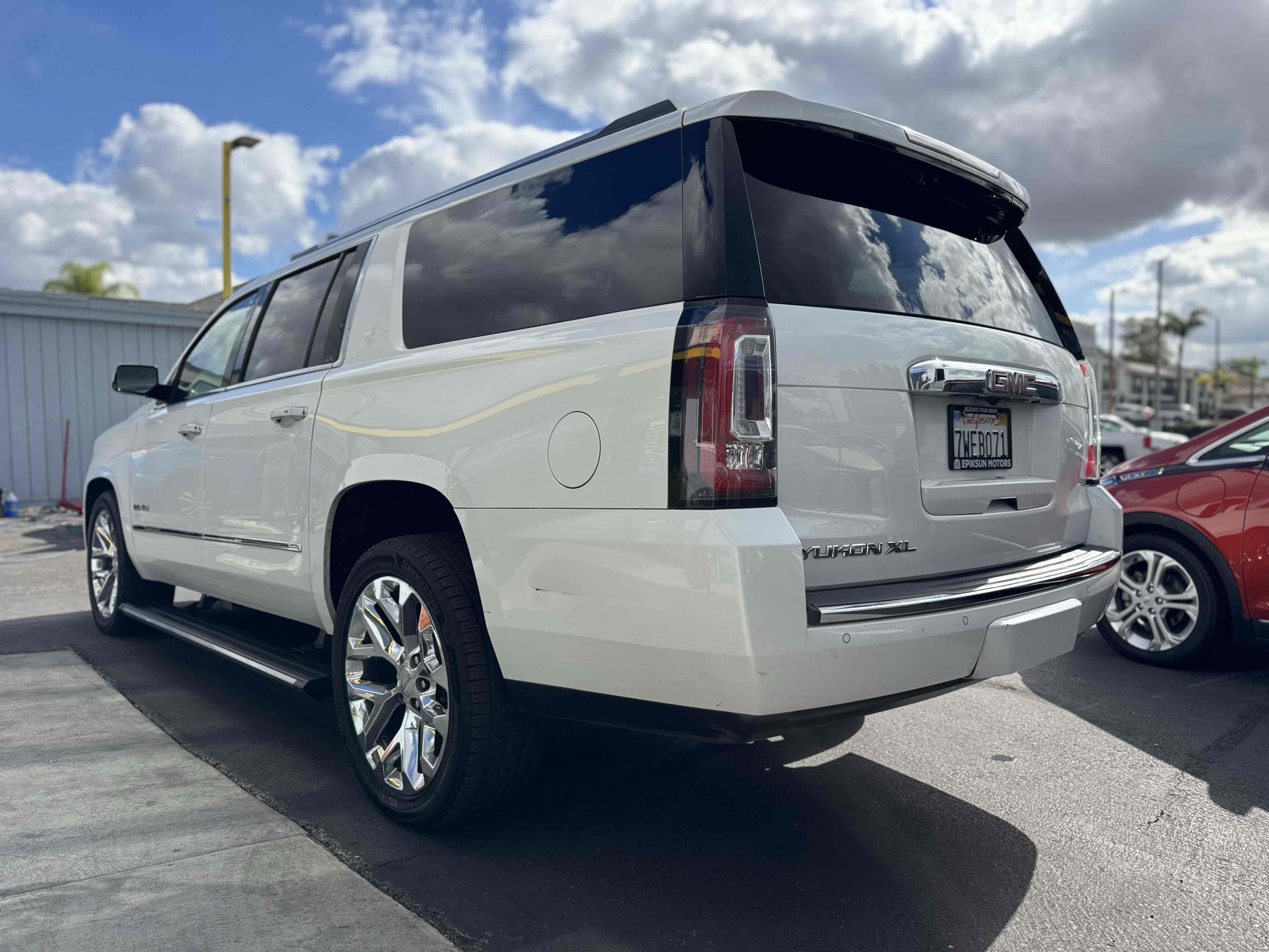 2017 Gmc Yukon XL Denali photo 4