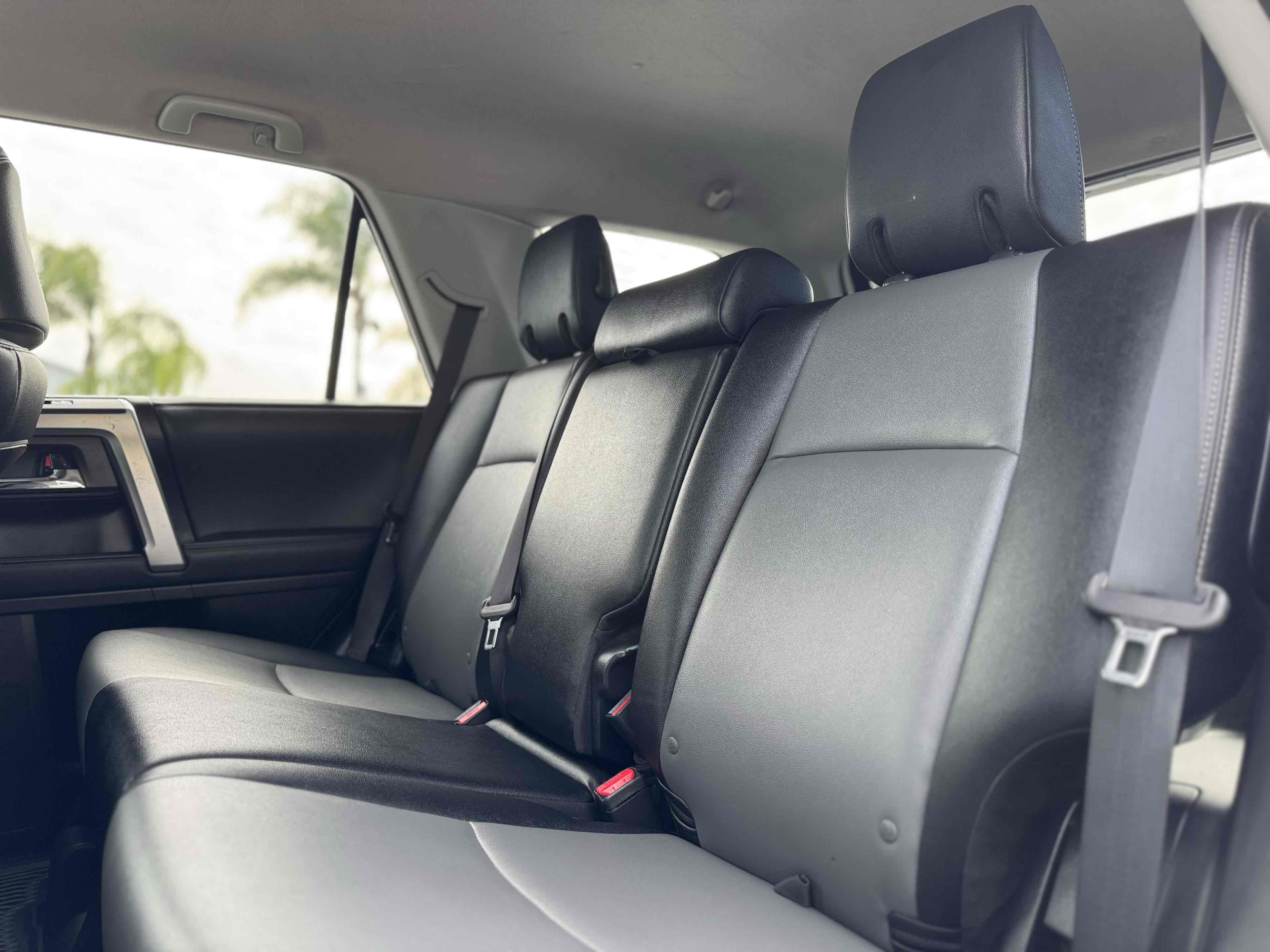 2020 Toyota 4Runner SR5 Premium - Photo 16