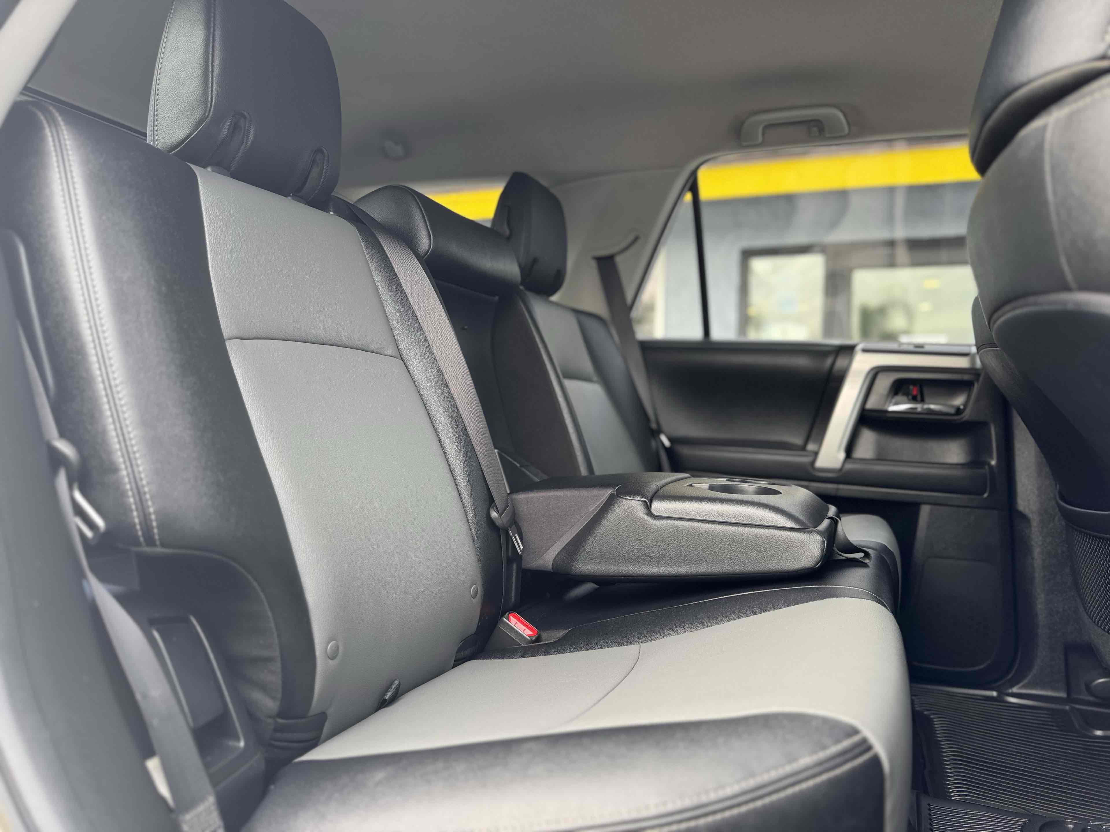 2020 Toyota 4Runner SR5 Premium - Photo 17