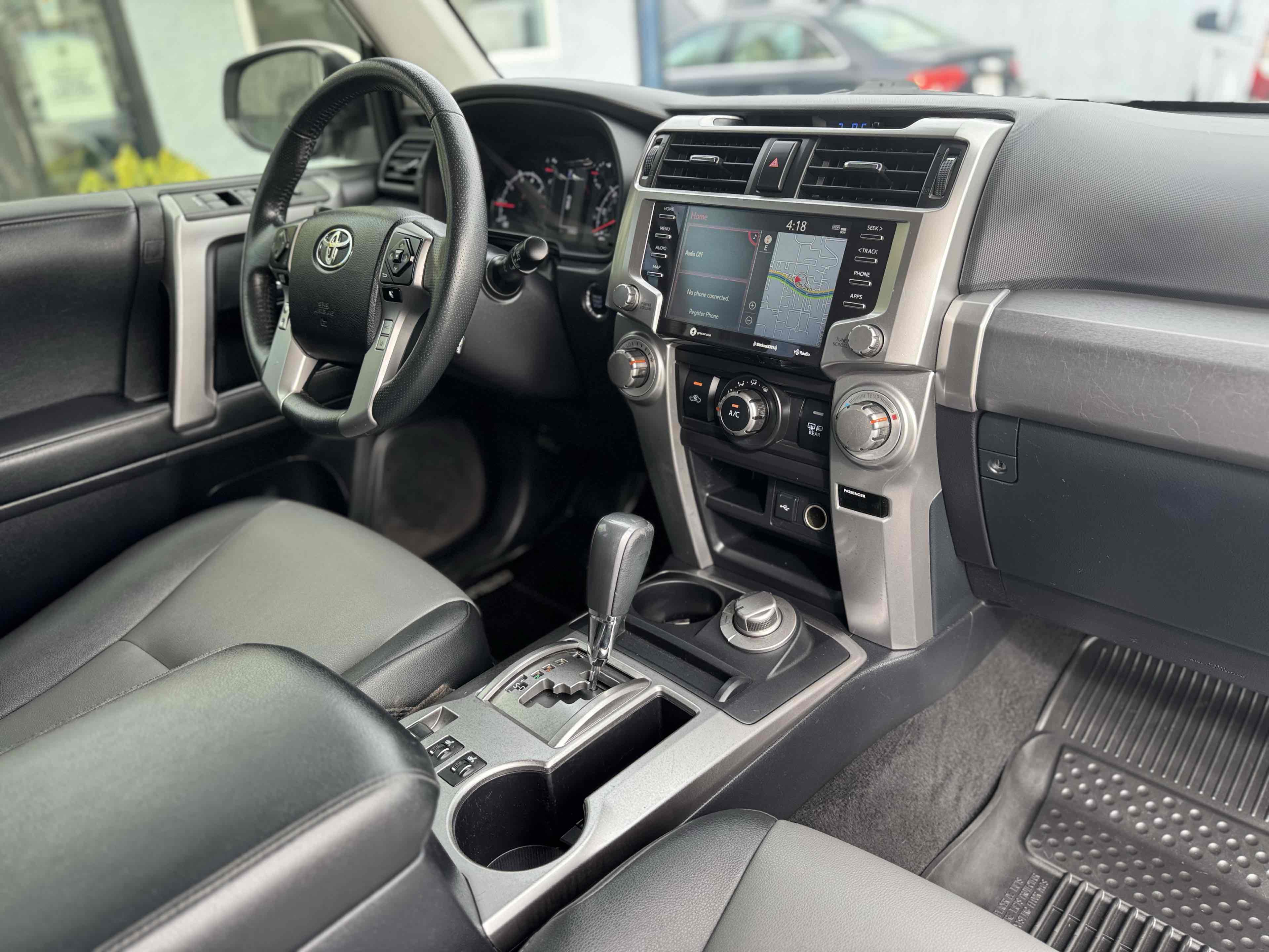 2020 Toyota 4Runner SR5 Premium - Photo 18
