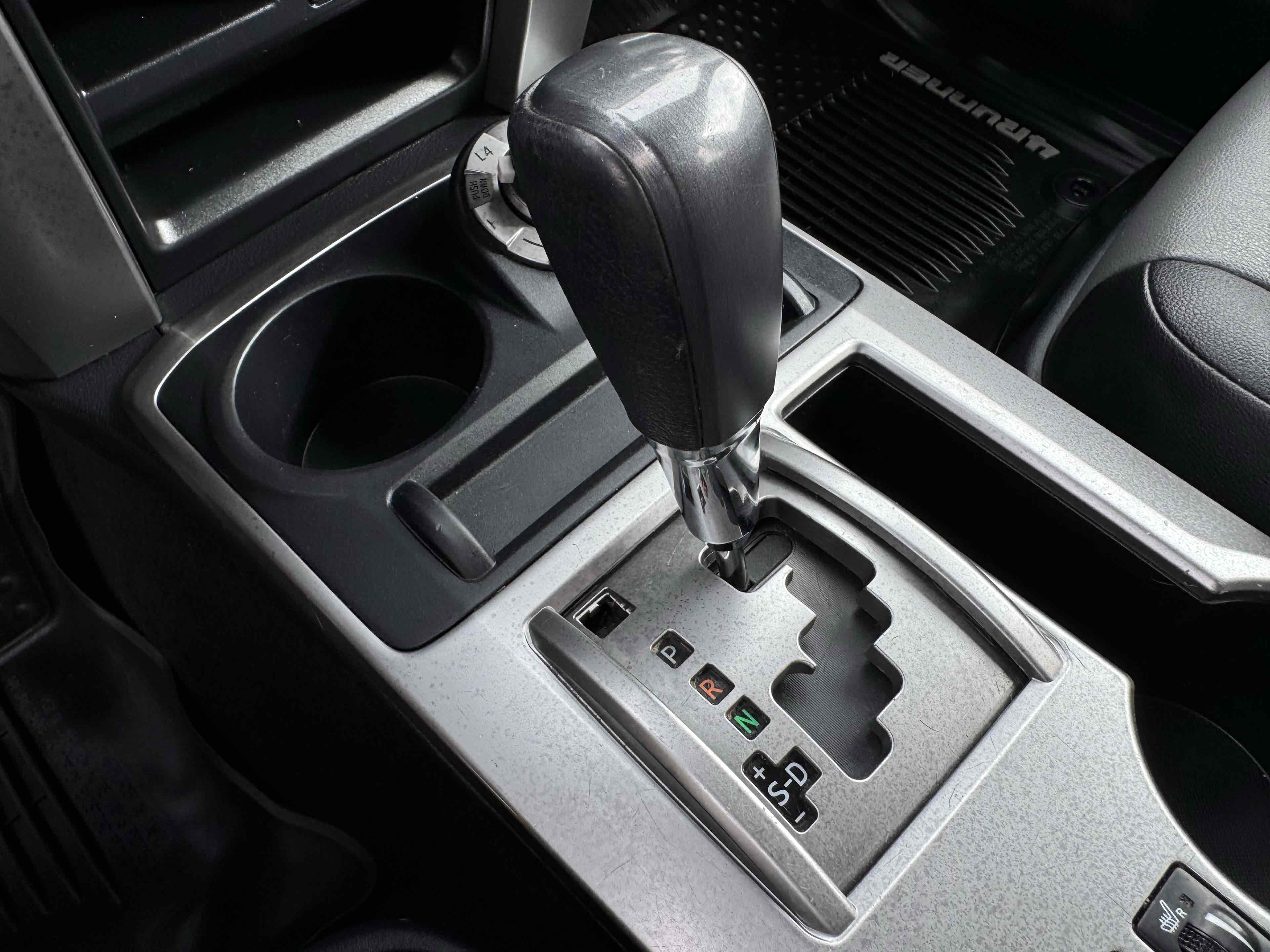 2020 Toyota 4Runner SR5 Premium - Photo 28
