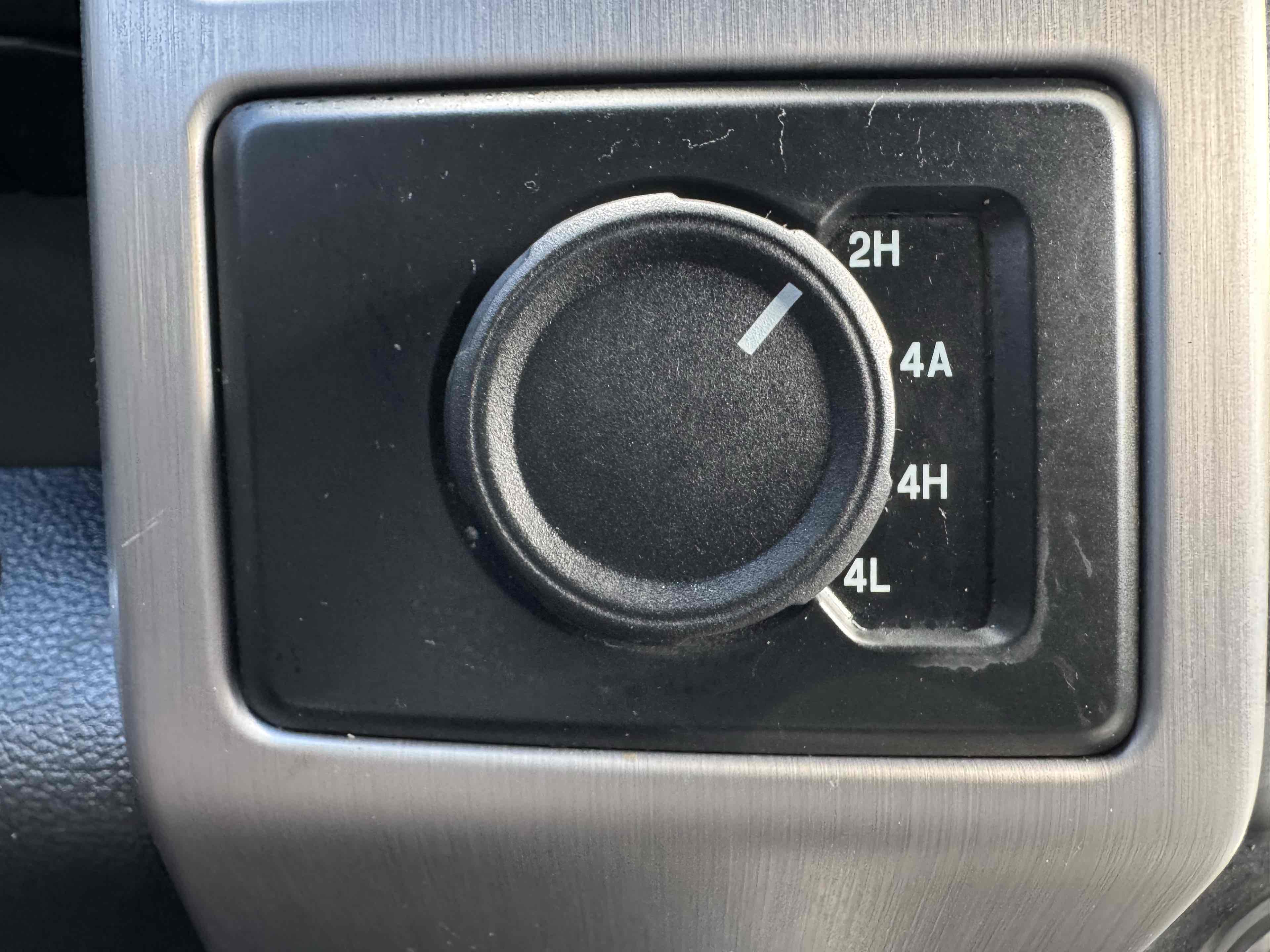 2019 Ford F-150 Platinum - Photo 28