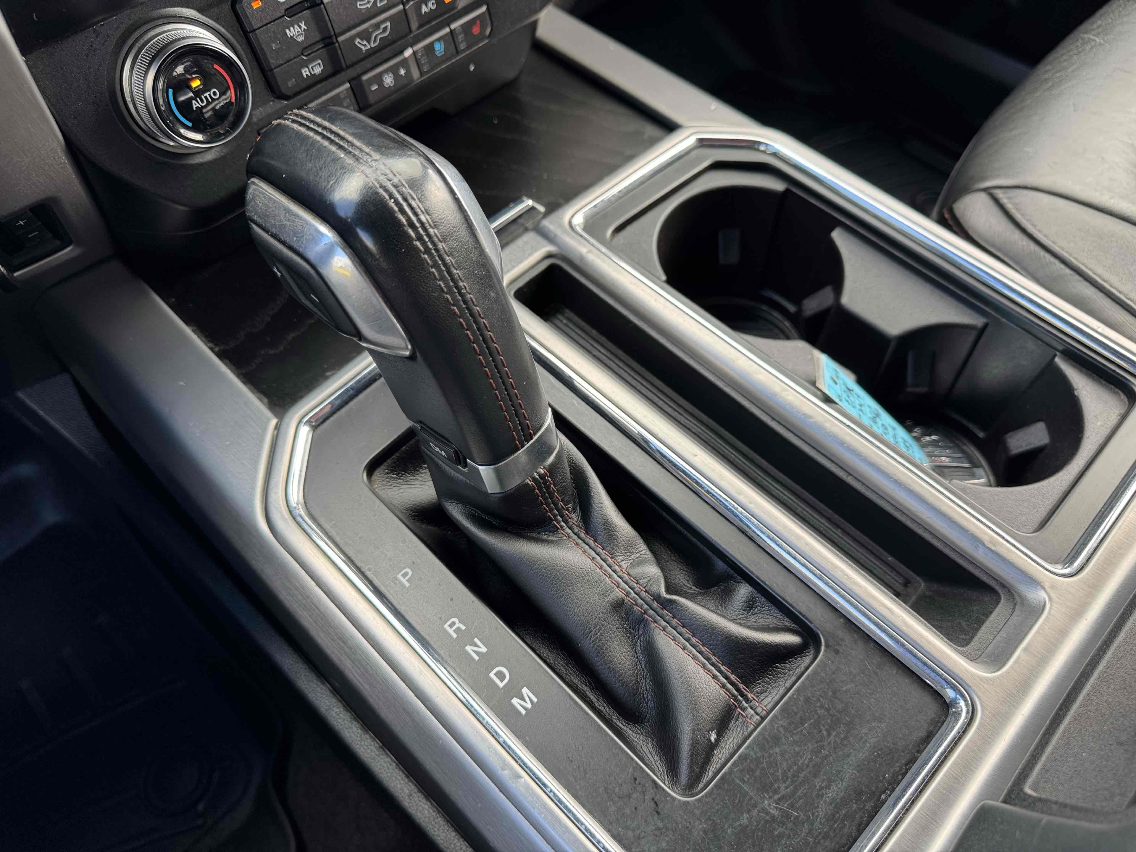 2019 Ford F-150 Platinum - Photo 30