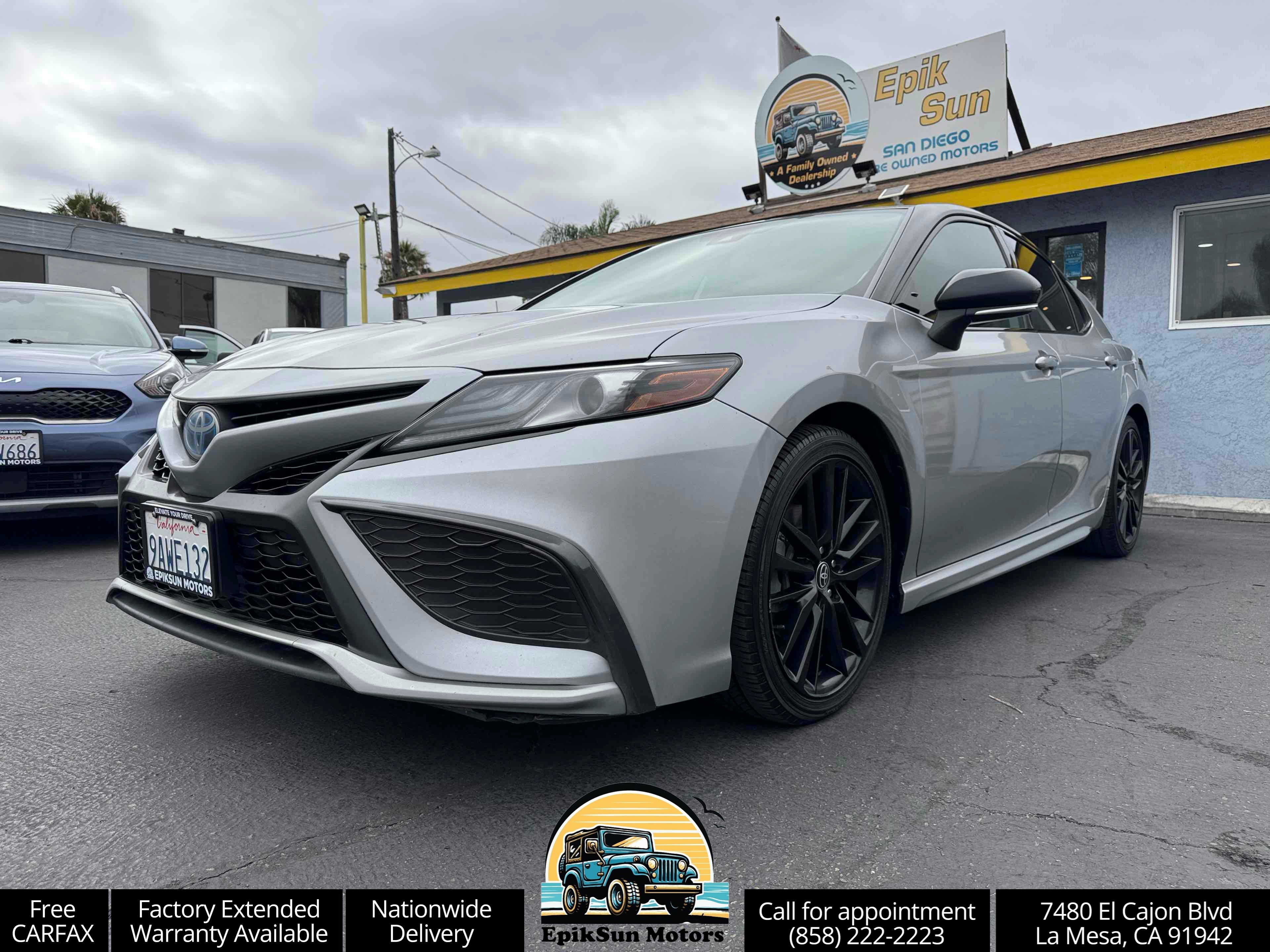  2022 Toyota Camry Hybrid XSE FWD   