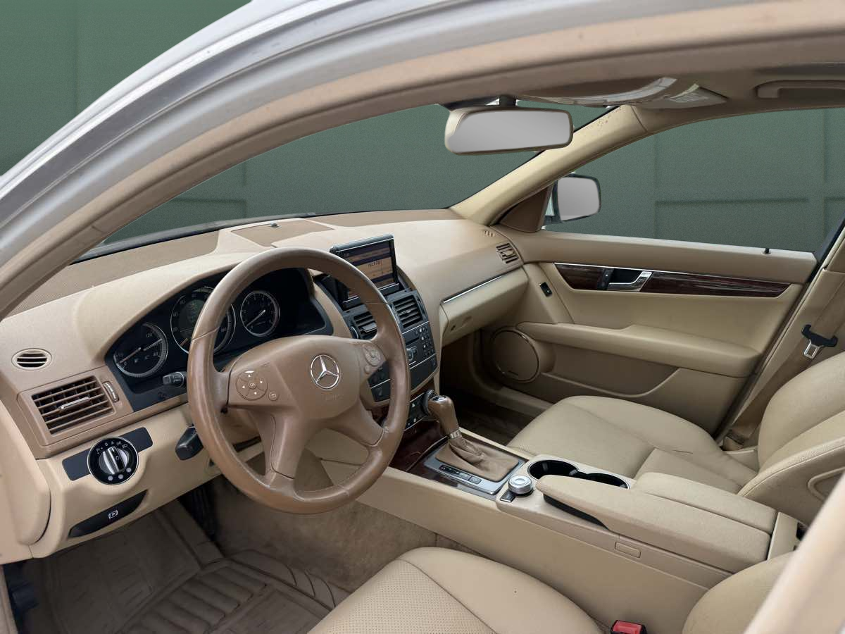 2008 Mercedes-Benz C-Class - Photo 19