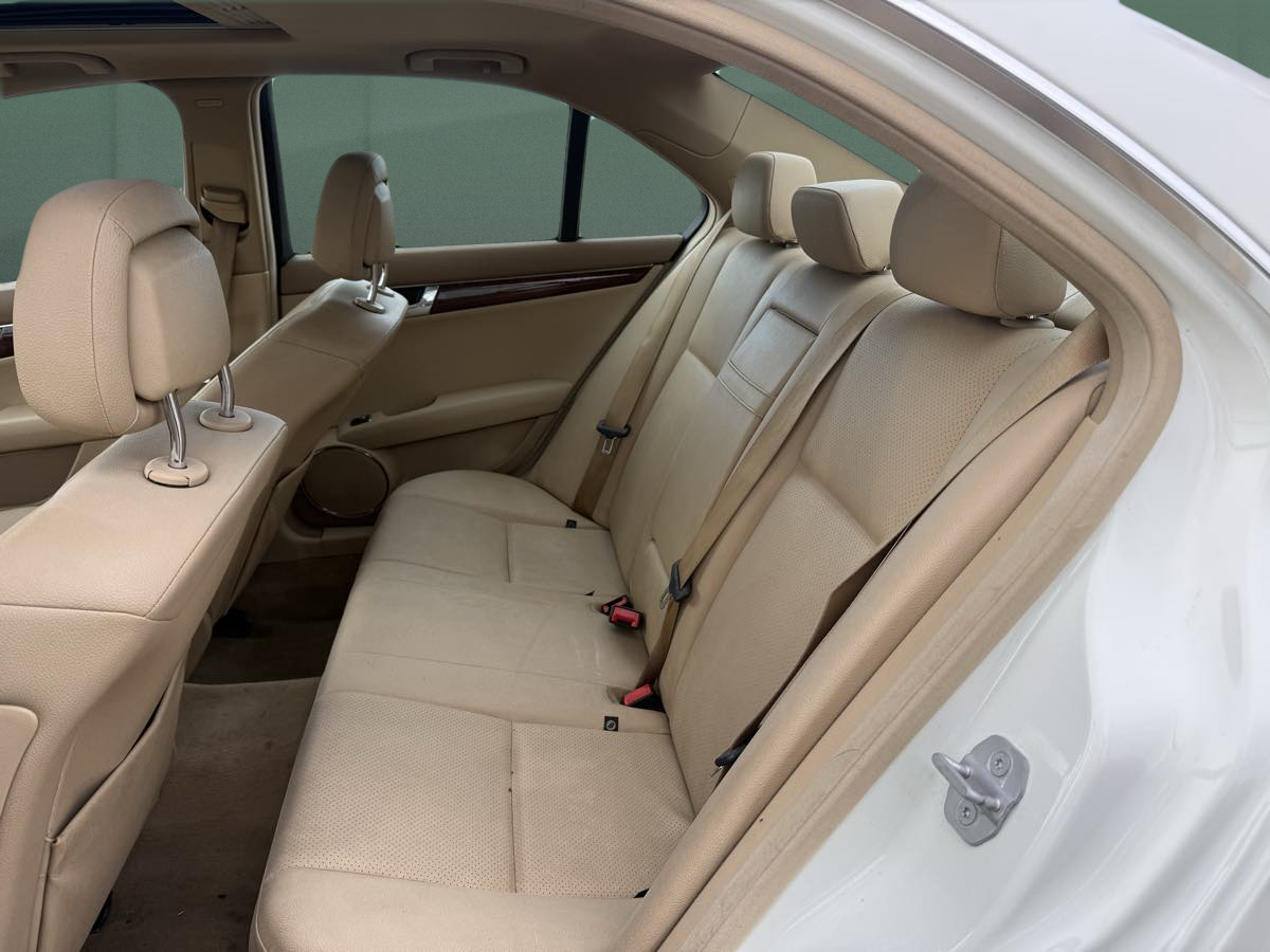 2008 Mercedes-Benz C-Class - Photo 21