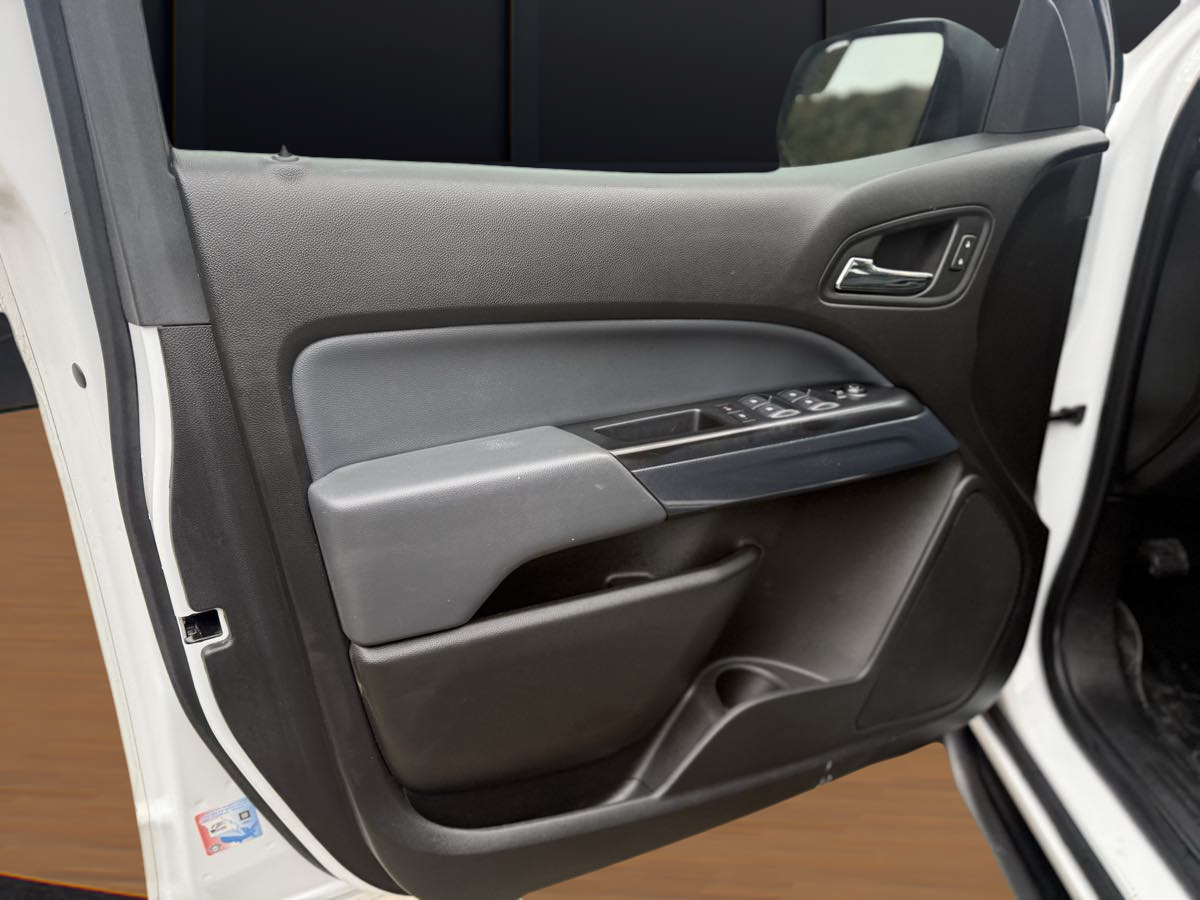 2019 Chevrolet Colorado Z71 - Photo 18