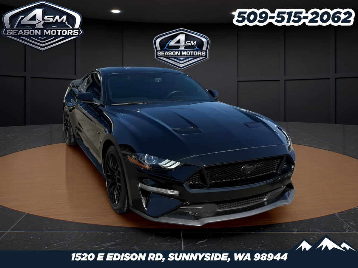 2018 Ford Mustang GT Coupe Premium's photo