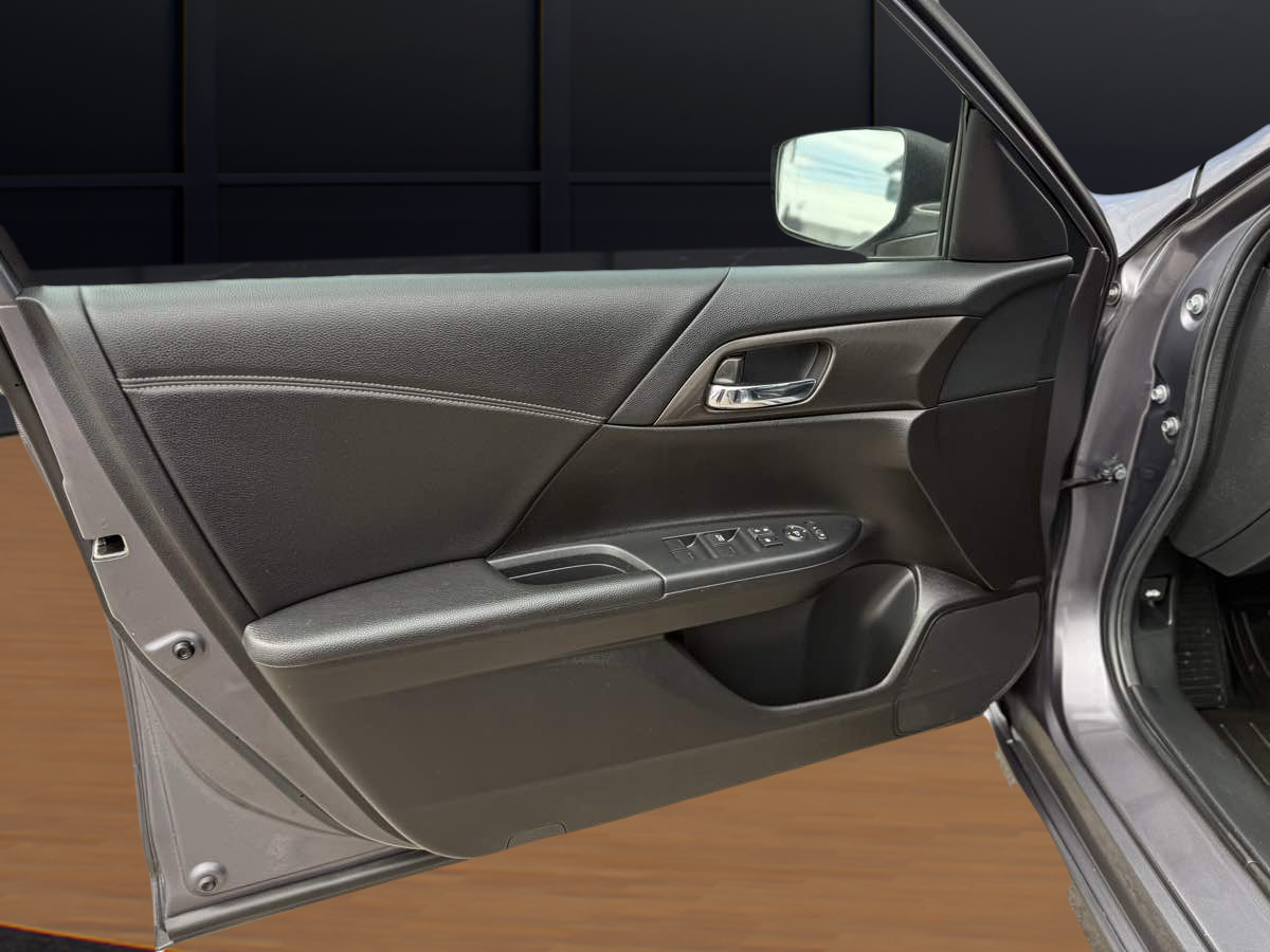 2016 Honda Accord Sport - Photo 18