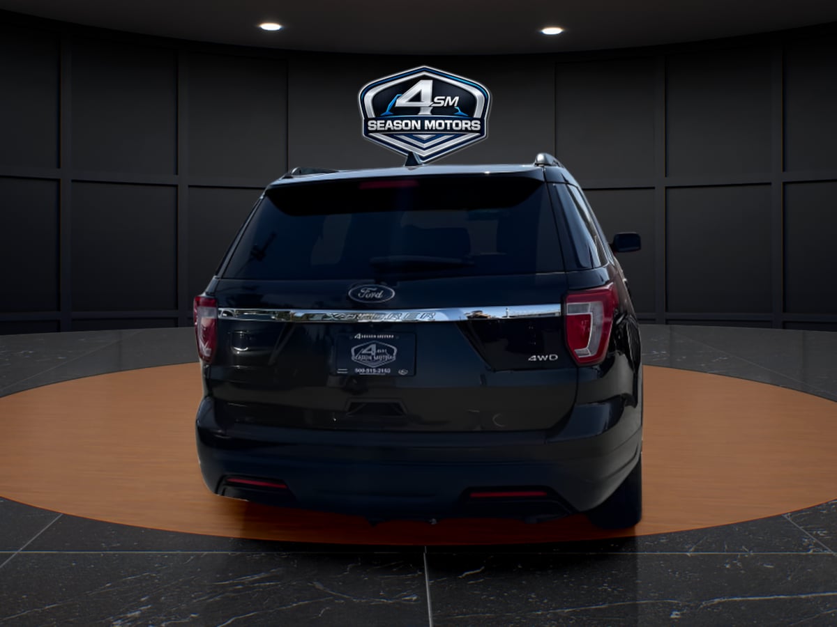 2018 Ford Explorer Base - Photo 10