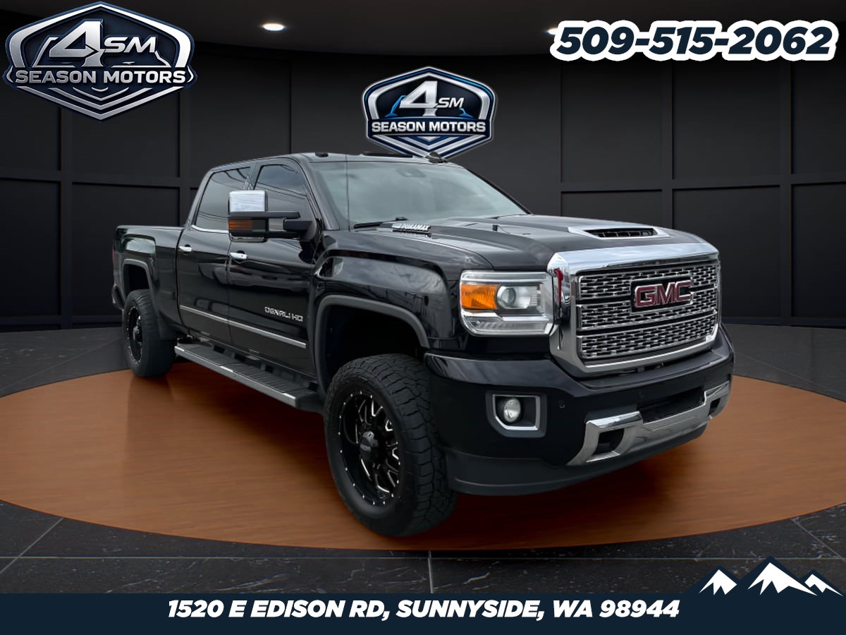 2019 GMC Sierra Denali 4x4 Crew Cab Standard Box SRW's photo