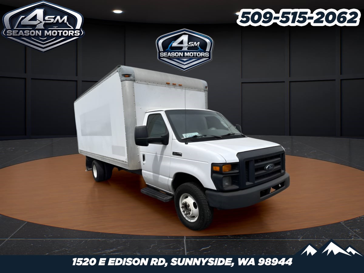 2017 Ford E-Series SRW E-350 Super Duty 138 in WB's photo