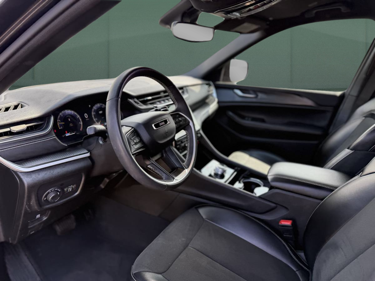 2023 Jeep Grand Cherokee L Altitude - Photo 17