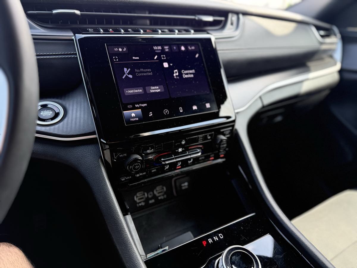 2023 Jeep Grand Cherokee L Altitude - Photo 23