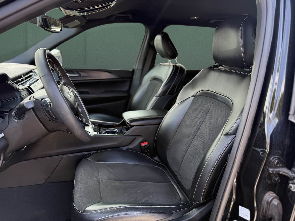 2023 Jeep Grand Cherokee L Altitude - Photo 16