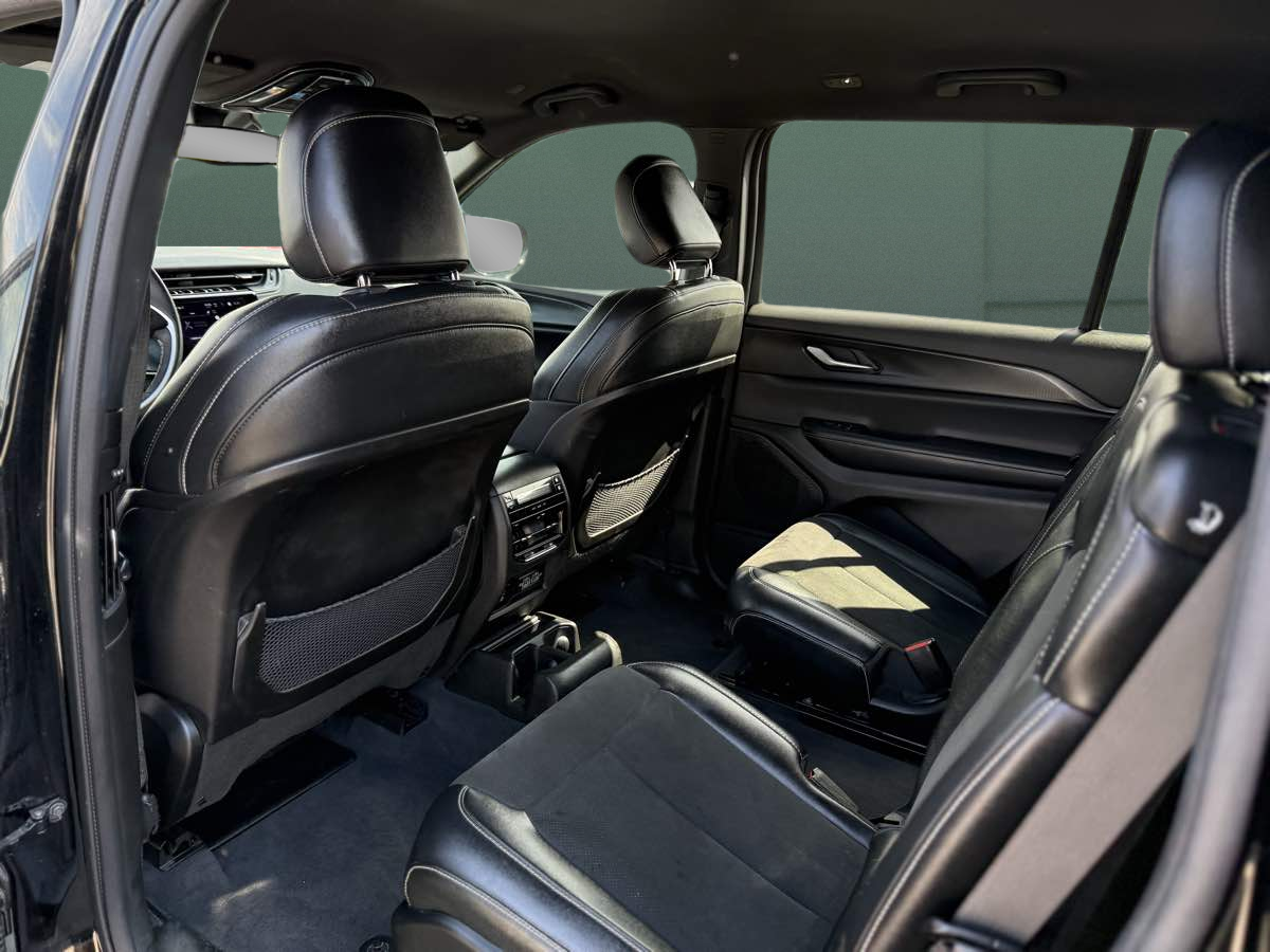2023 Jeep Grand Cherokee L Altitude - Photo 20