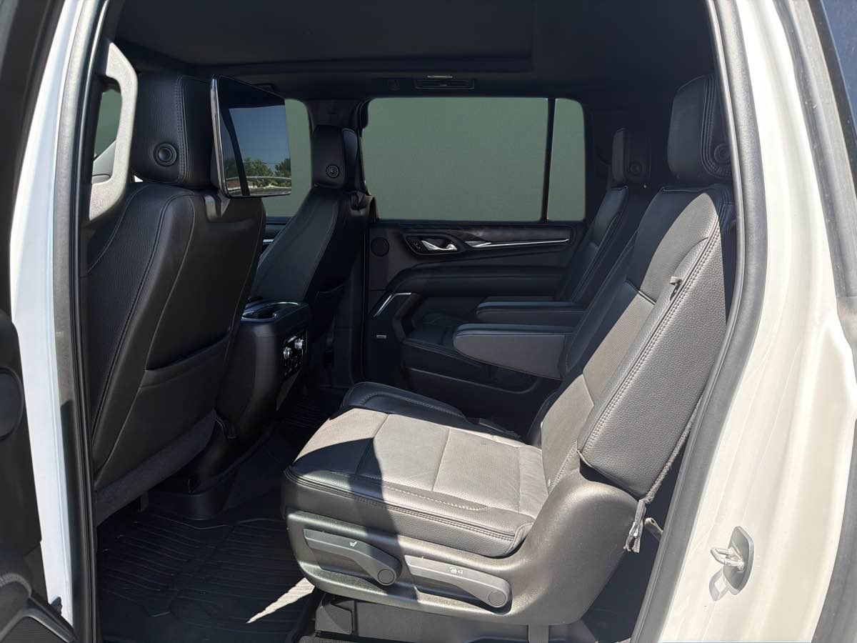 2021 GMC Yukon XL Denali - Photo 16