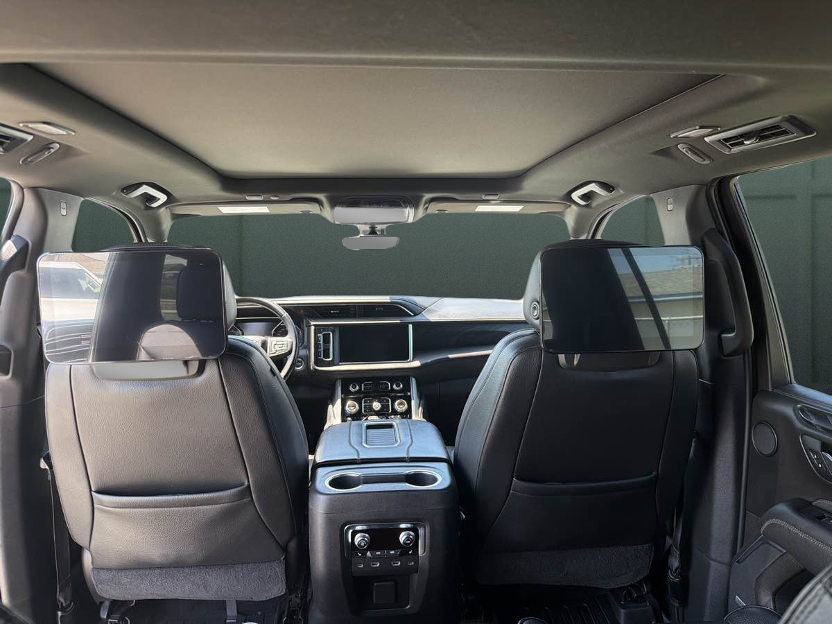2021 GMC Yukon XL Denali - Photo 18