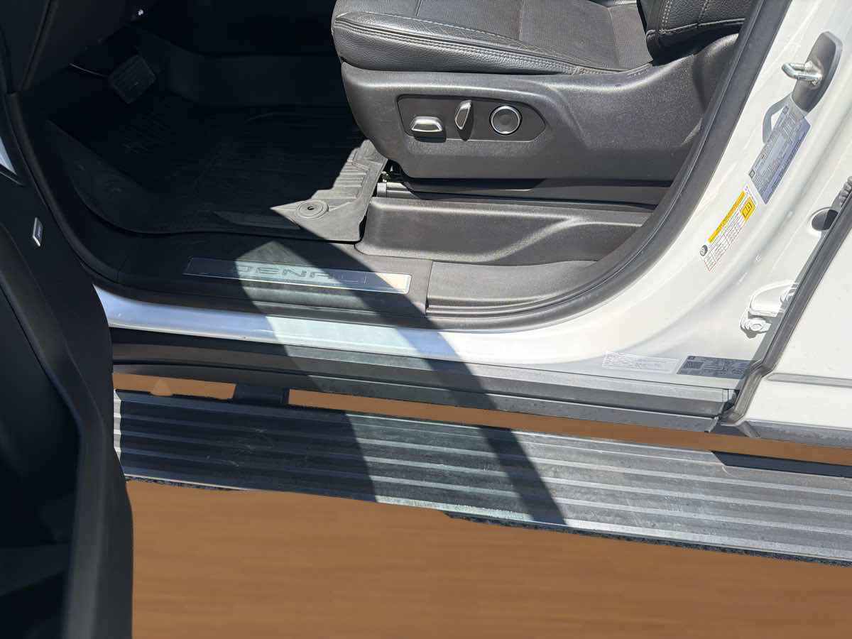 2021 GMC Yukon XL Denali - Photo 23