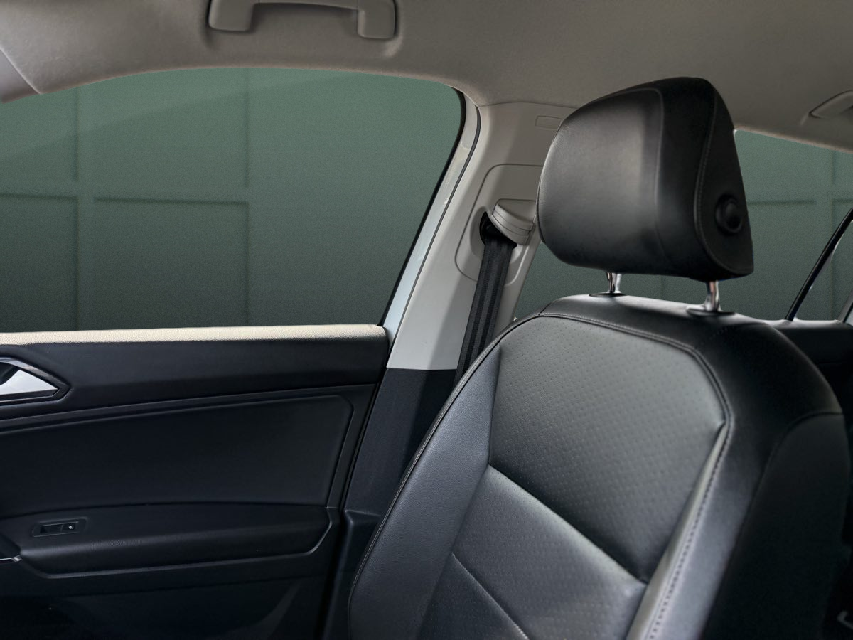 Photo 26 of this Volkswagen Tiguan
