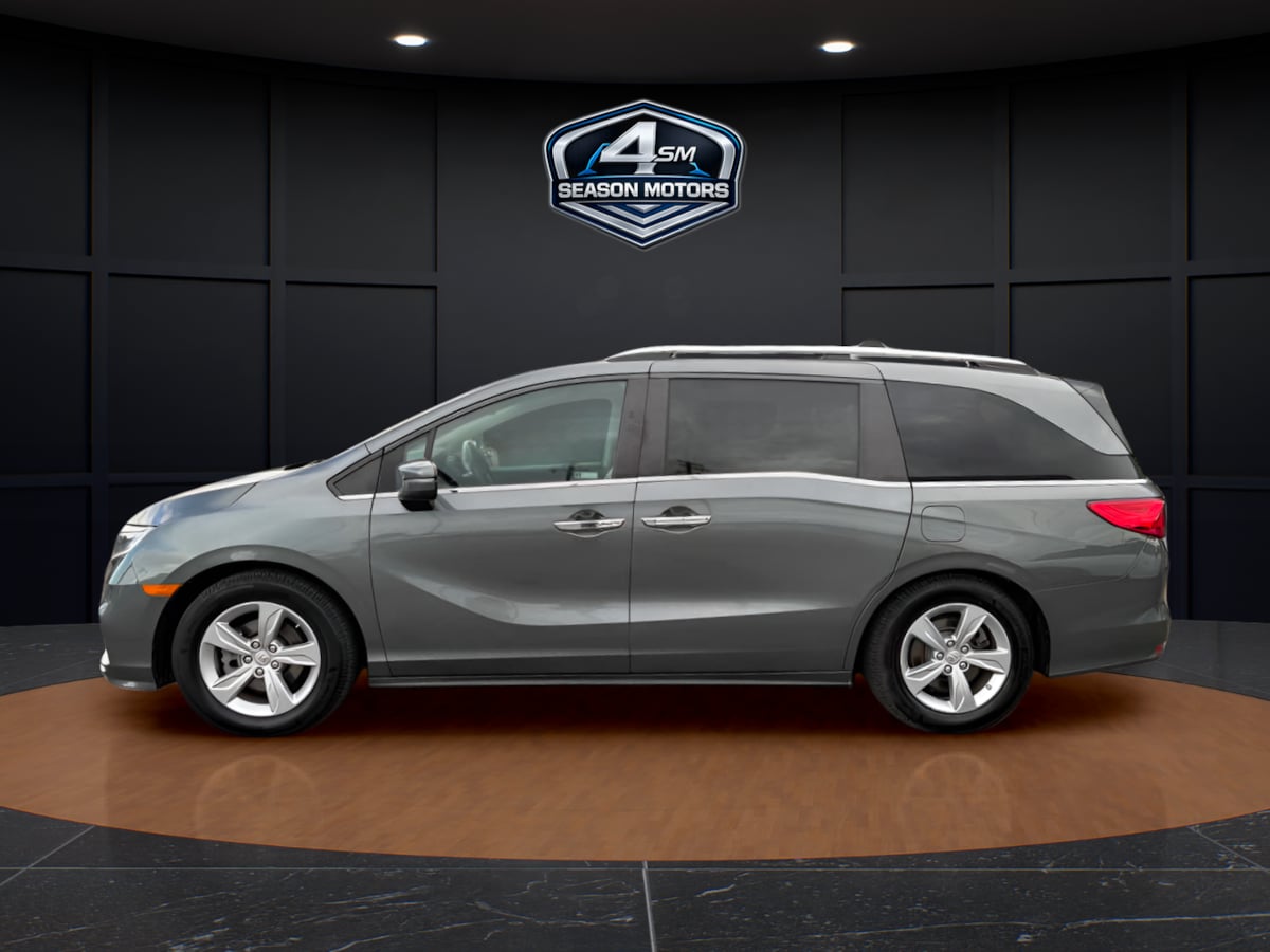 Photo 4 of this Honda Odyssey