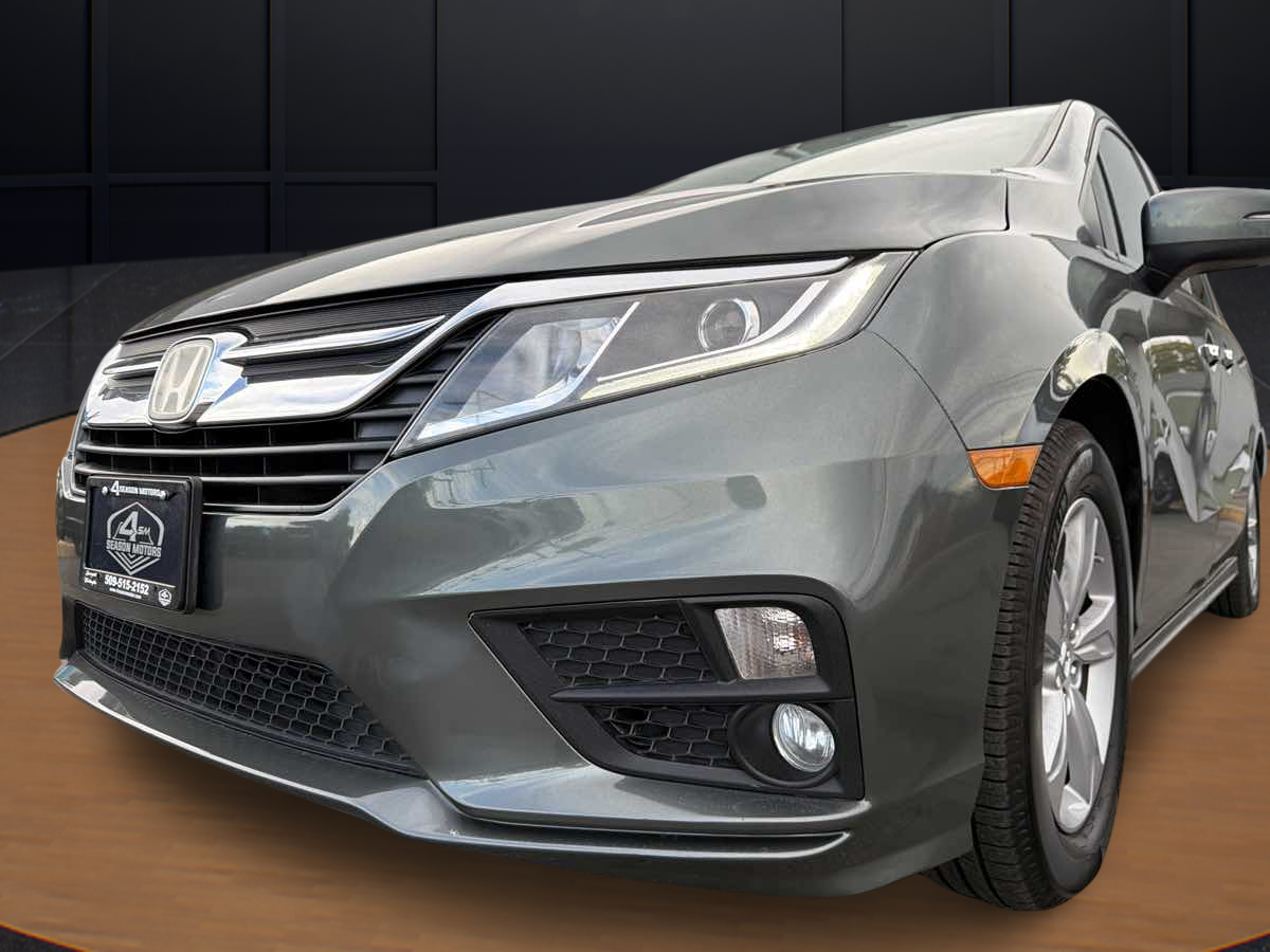 Photo 19 of this Honda Odyssey