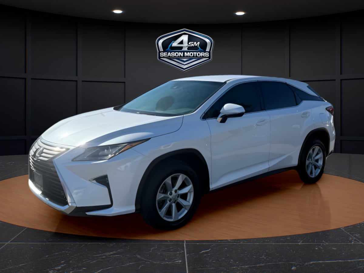 Photo 5 of this Lexus RX 350