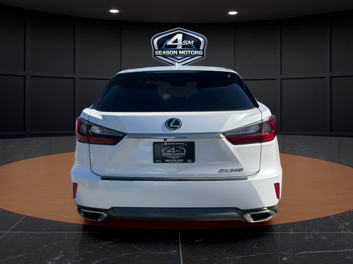 Photo 10 of this Lexus RX 350