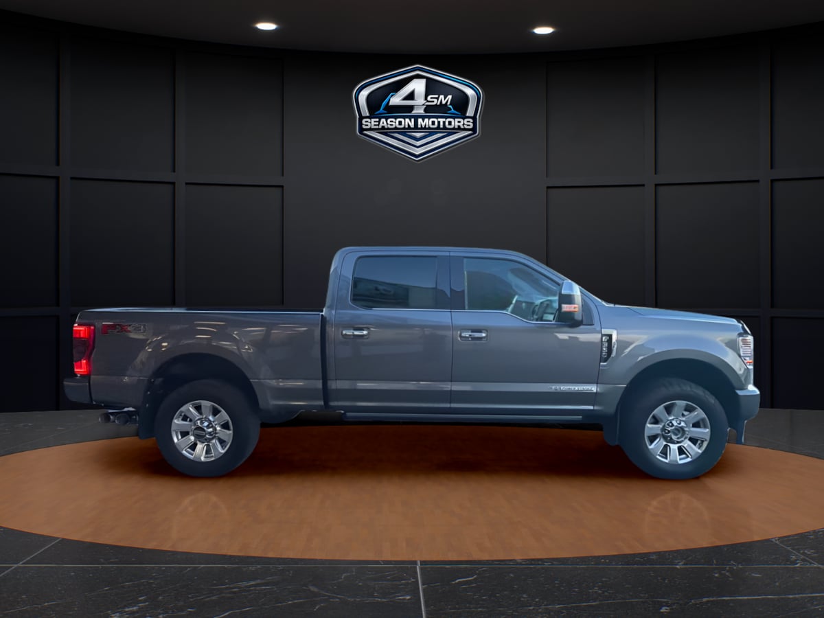 Photo 10 of this Ford Super Duty F-350 SRW
