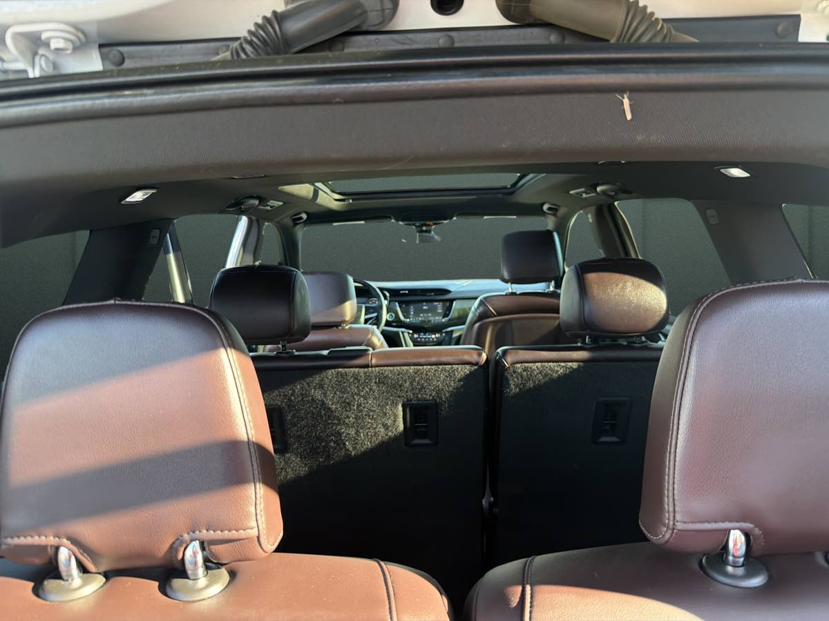 Photo 22 of this Cadillac XT6