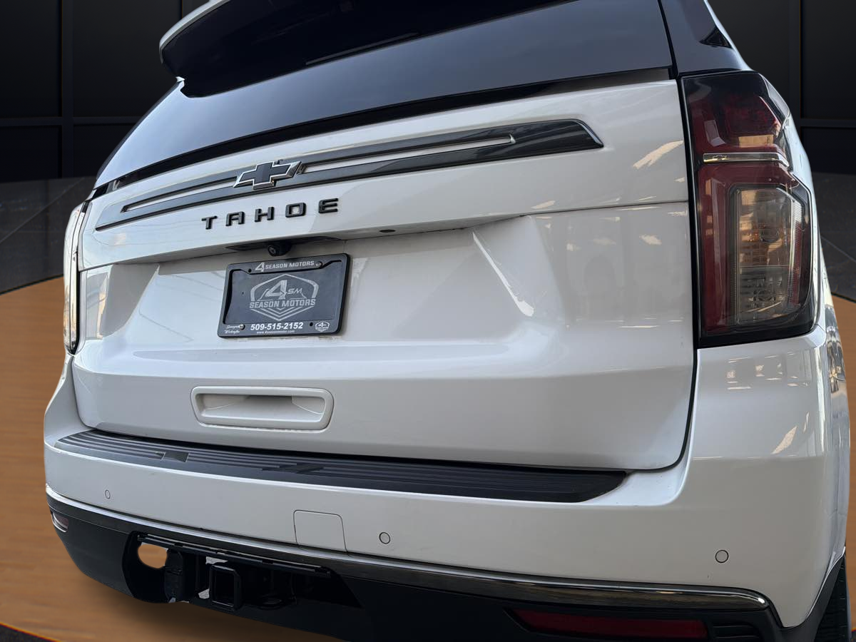Photo 11 of this Chevrolet Tahoe