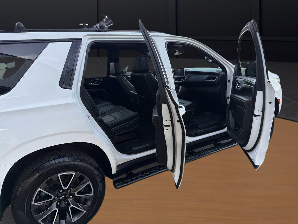 Photo 12 of this Chevrolet Tahoe