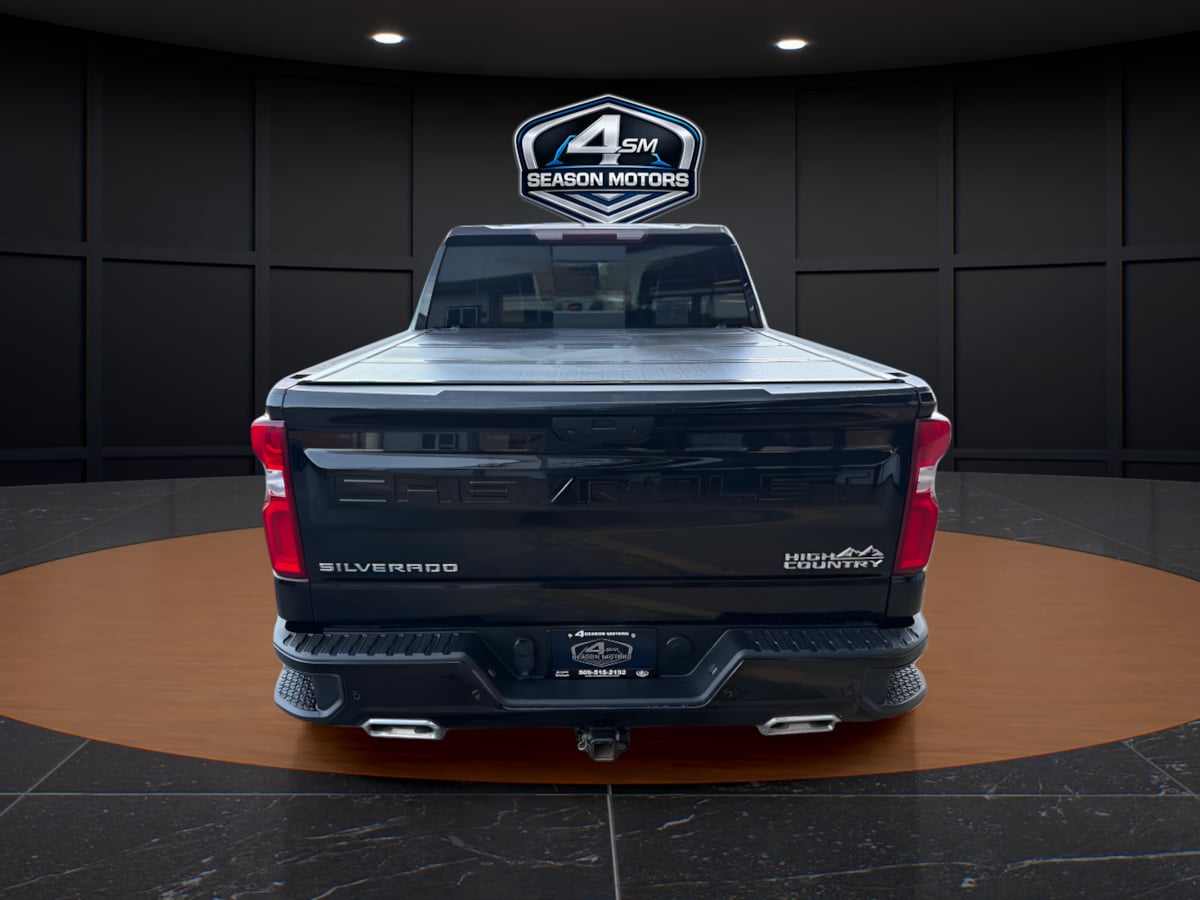 Photo 6 of this Chevrolet Silverado 1500