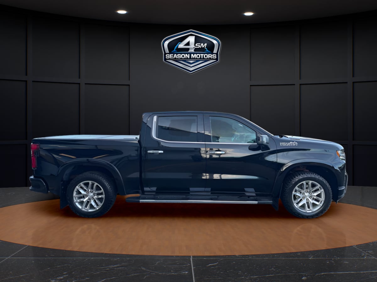 Photo 8 of this Chevrolet Silverado 1500