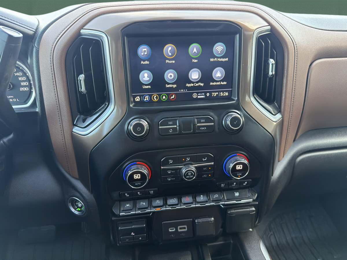 Photo 17 of this Chevrolet Silverado 1500