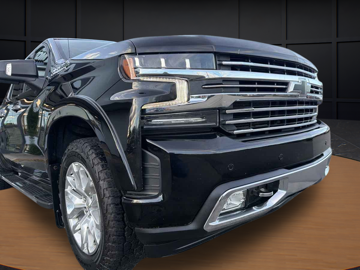 Photo 21 of this Chevrolet Silverado 1500