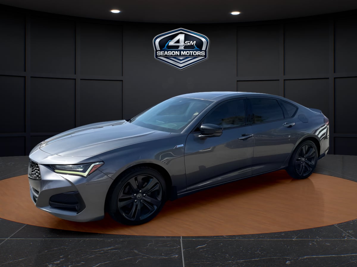 Photo 4 of this Acura TLX