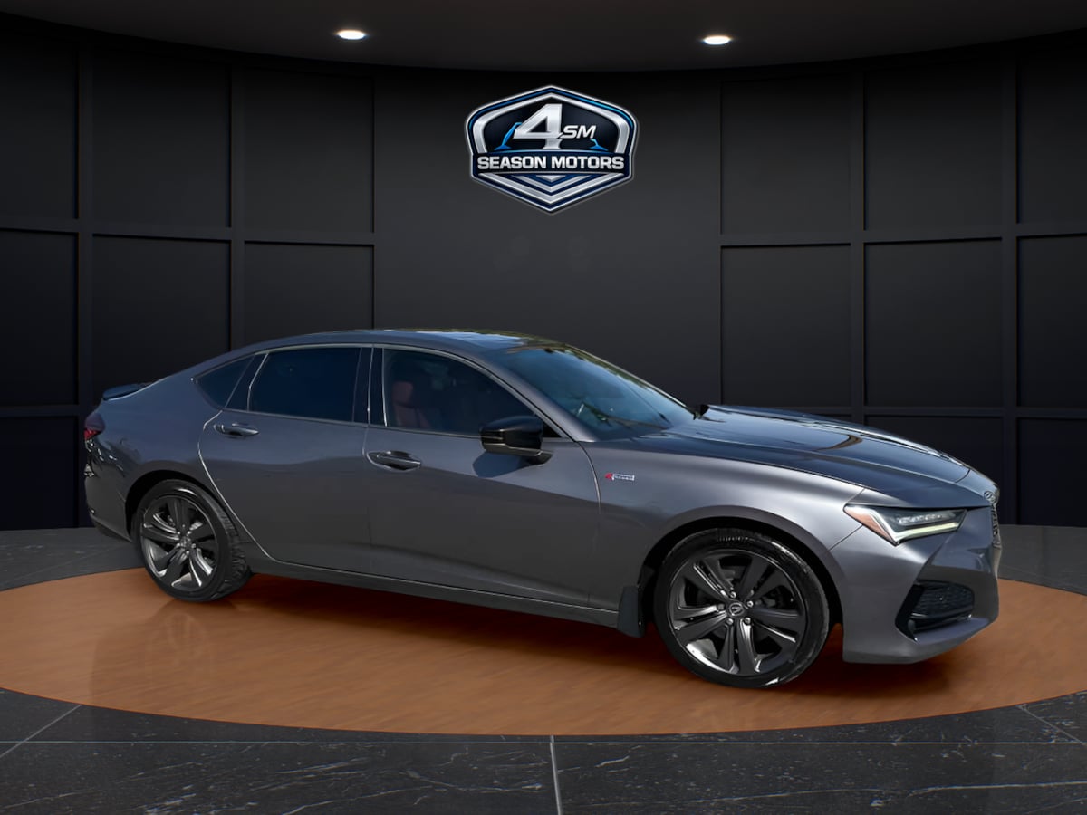 Photo 14 of this Acura TLX
