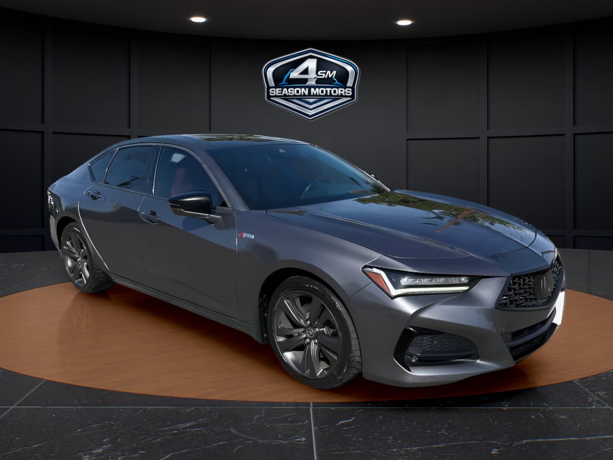 Photo 15 of this Acura TLX