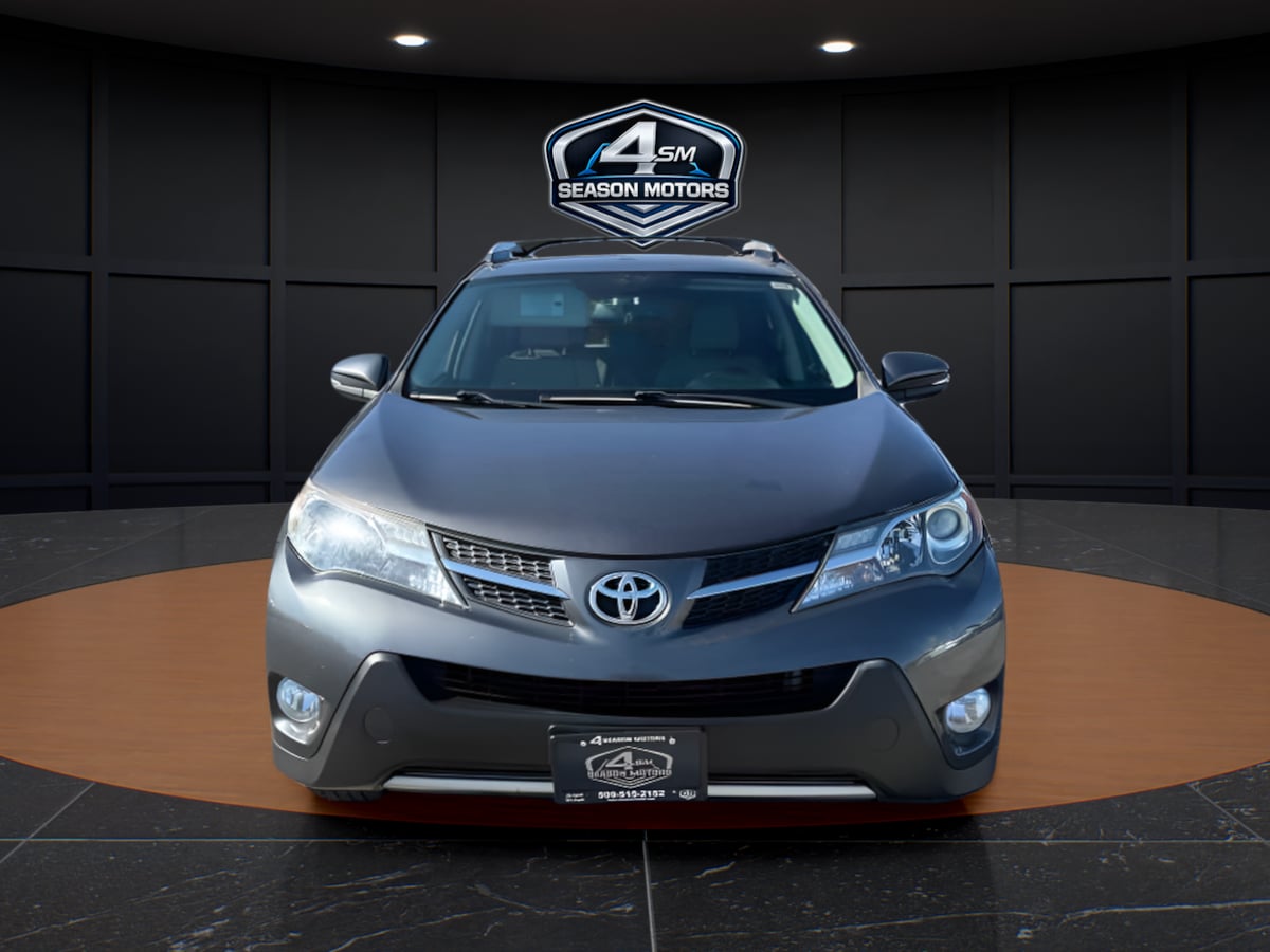Photo 2 of this Toyota RAV4