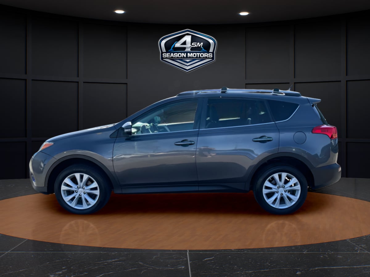 Photo 6 of this Toyota RAV4