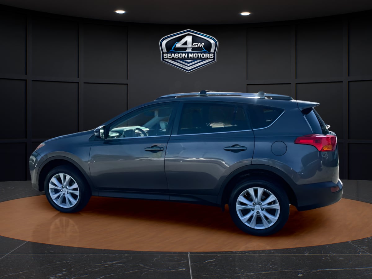 Photo 7 of this Toyota RAV4
