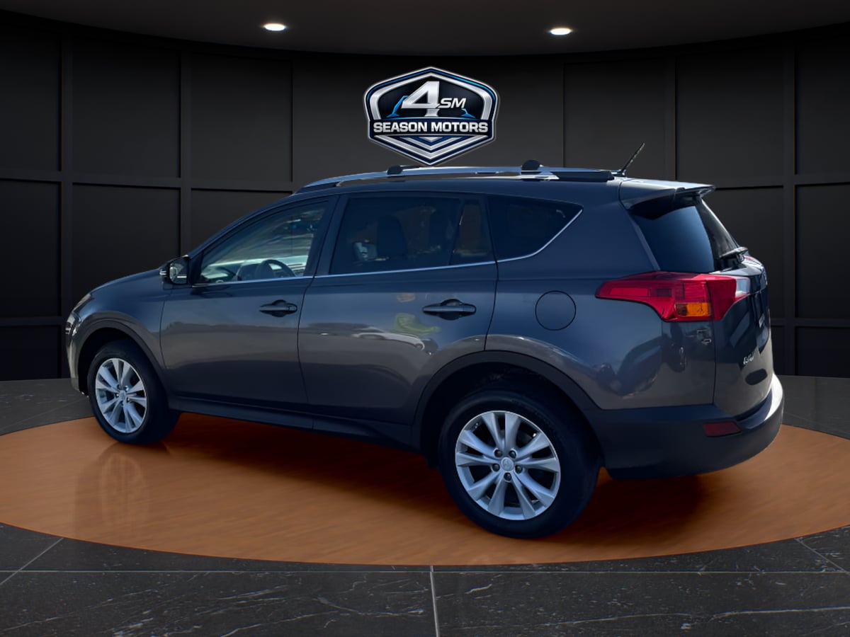 Photo 8 of this Toyota RAV4