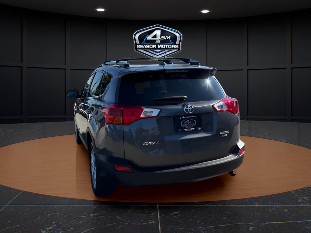 Photo 10 of this Toyota RAV4