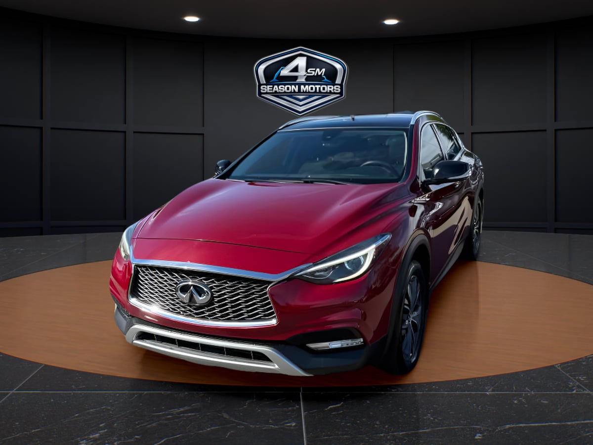 Photo 4 of this INFINITI QX30