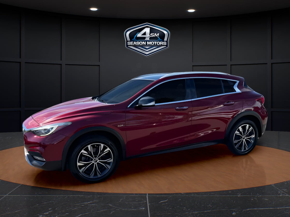 Photo 6 of this INFINITI QX30
