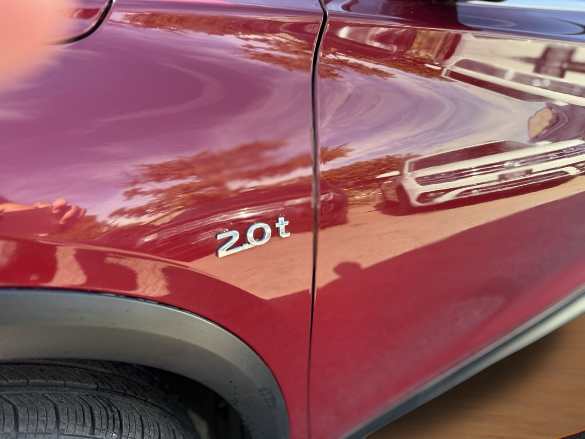 Photo 15 of this INFINITI QX30