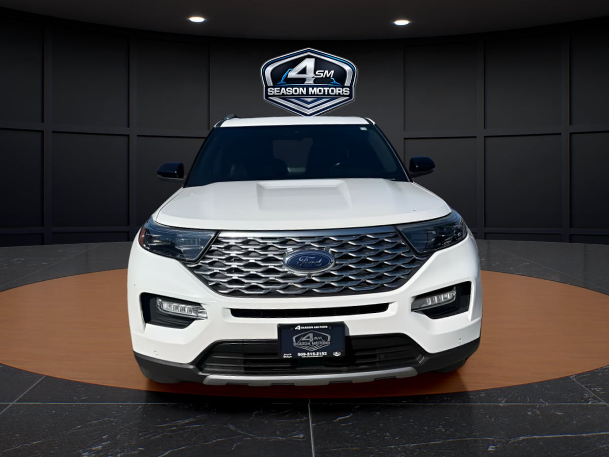Photo 2 of this Ford Explorer